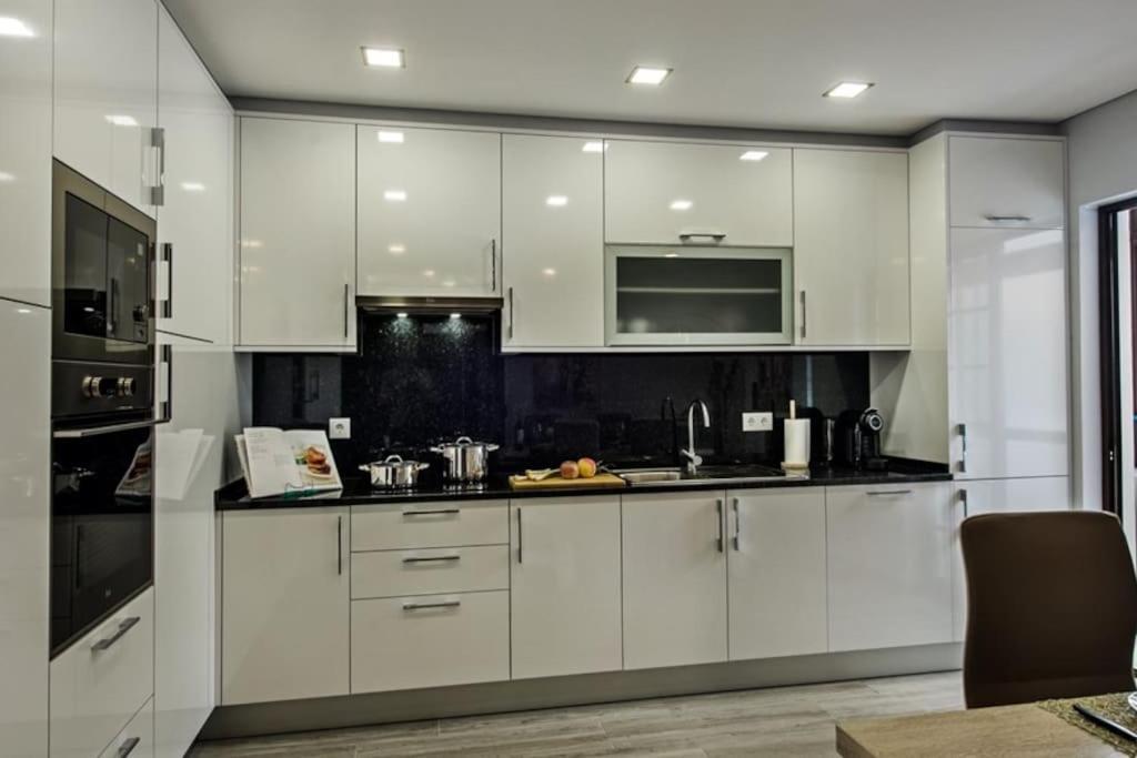 Girassol - Bright, Modern, Well Located Apartment Olhao Exterior photo